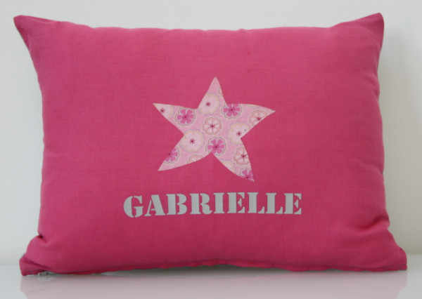 Coussin en Lin rectangulaire - 1 Etoile Liberty + Prénom Flex « Stencil »